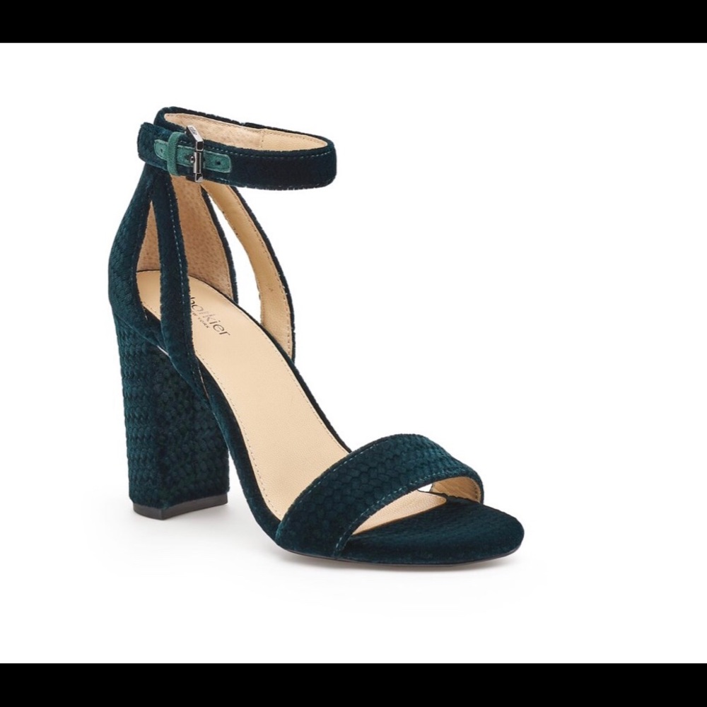 Botkier Size 9 Emerald Green Velvet